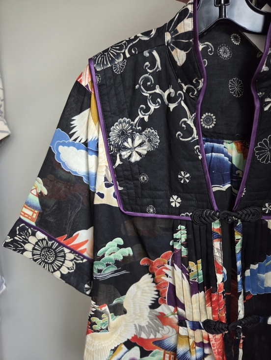 Source Unknown Tops - Japanese Style Print Floral Birds Short Sleeve Boho Unique Blouse Sz S-M